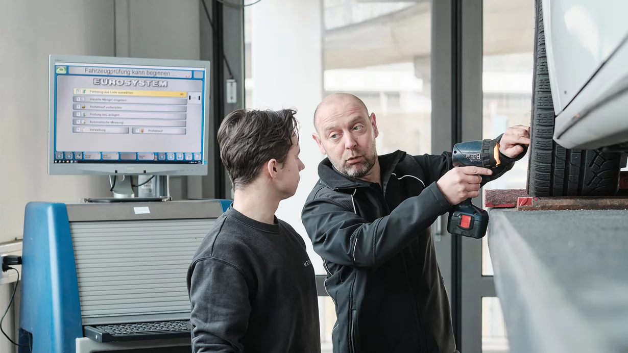
										Garantir à long terme la disponibilité de personnel qualifié
									